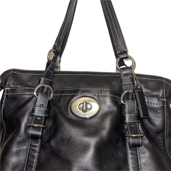 Coach Woman Leather Bag - Picture 4 of 7